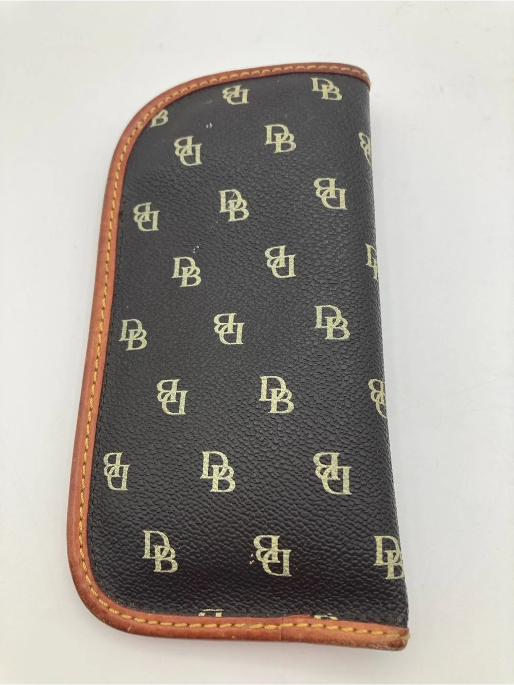 Dooney and Bourke DB Logo Glasses Sunglasses Case Blue Cream